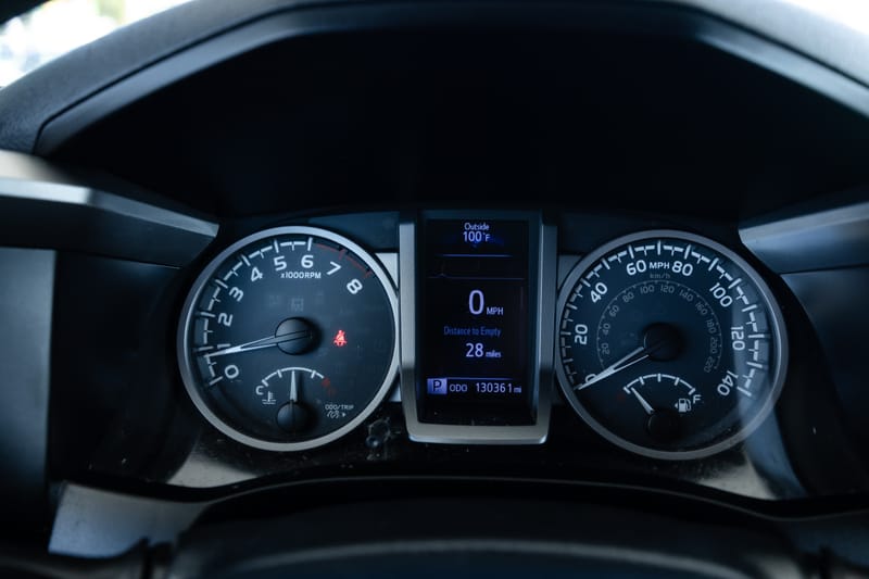 2017 TOYOTA TACOMA SR5 - TOY101140