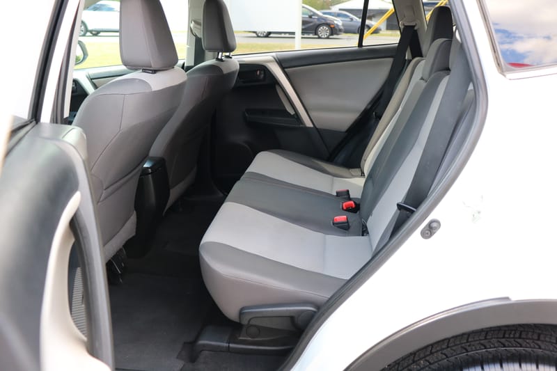 2014 TOYOTA RAV4 LE - TOY101829D