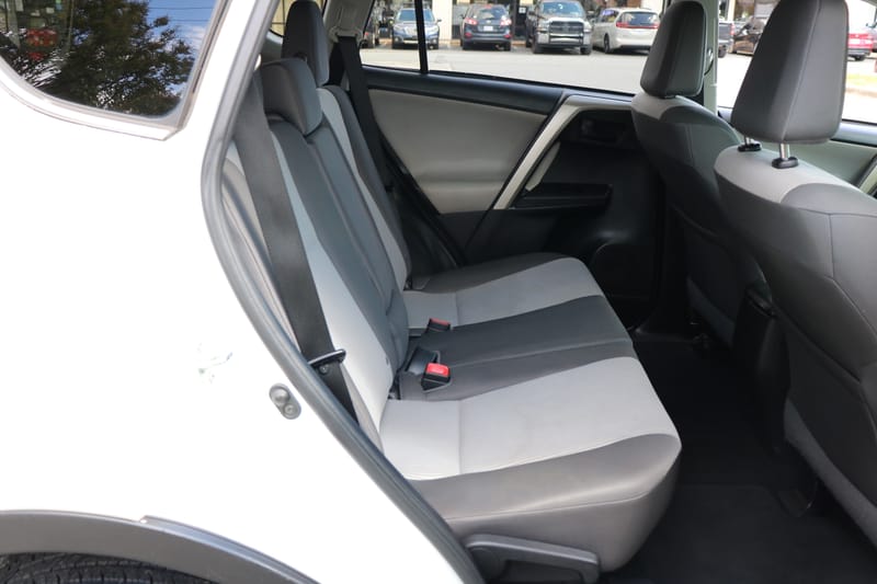 2014 TOYOTA RAV4 LE - TOY101829D