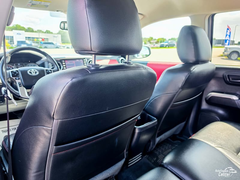 2021 TOYOTA TACOMA SR5 - TOY102070