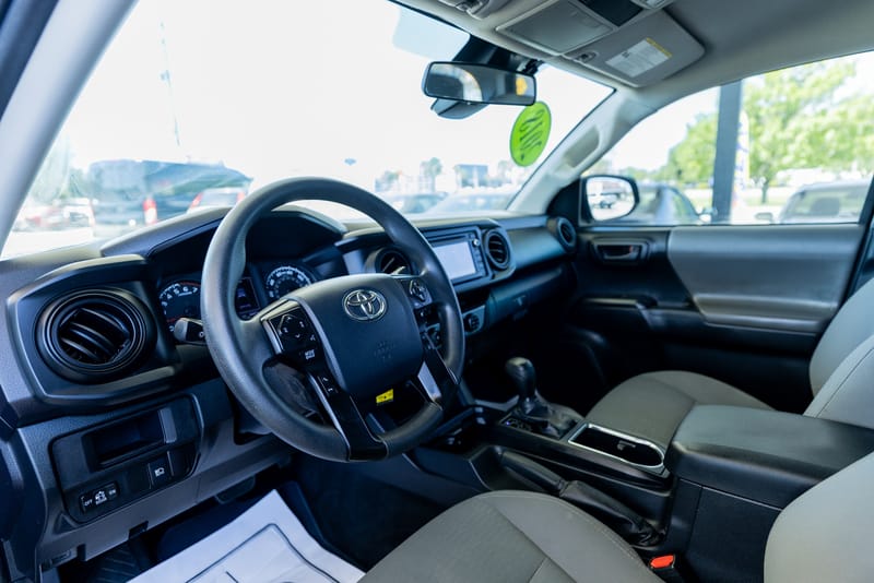 2018 TOYOTA TACOMA SR - TOY106503