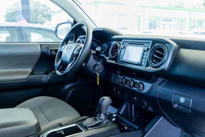 2018 TOYOTA TACOMA SR - TOY106503