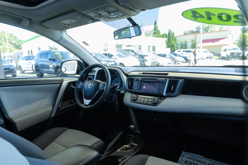 2014 TOYOTA RAV4 XLE - TOY106844