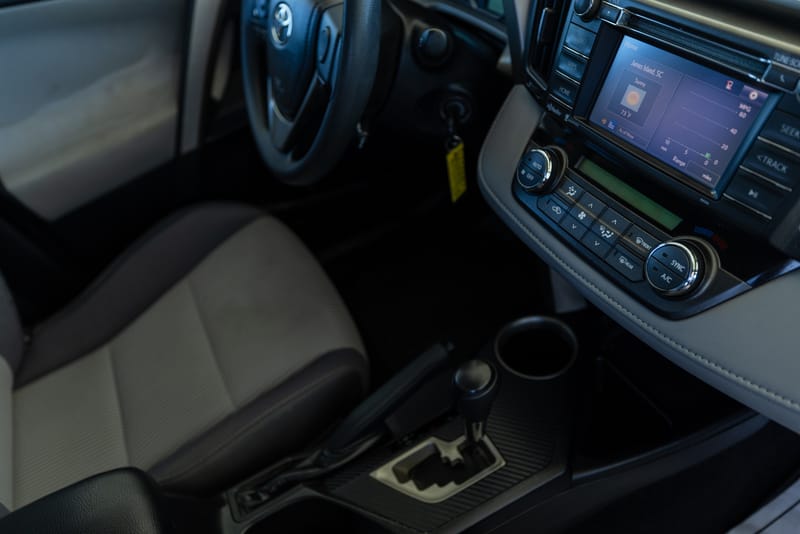 2014 TOYOTA RAV4 XLE - TOY106844