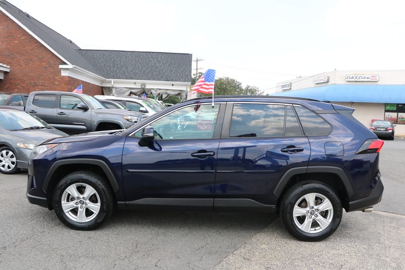 2020 TOYOTA RAV4 XLE - TOY110365