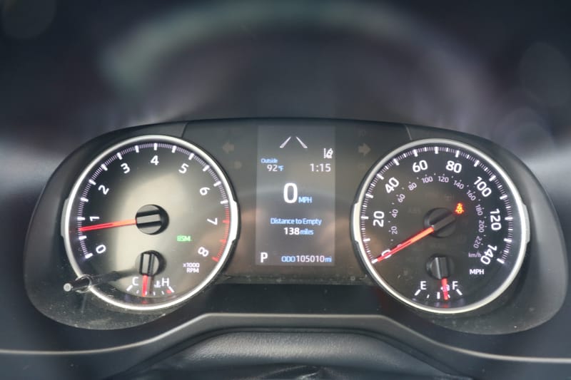 2020 TOYOTA RAV4 XLE - TOY110365