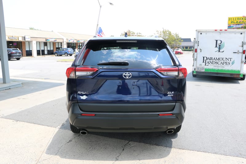 2020 TOYOTA RAV4 XLE - TOY110365