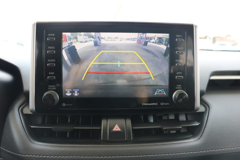 2020 TOYOTA RAV4 XLE - TOY110365