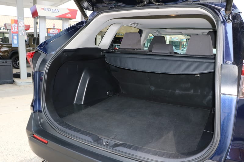 2020 TOYOTA RAV4 XLE - TOY110365