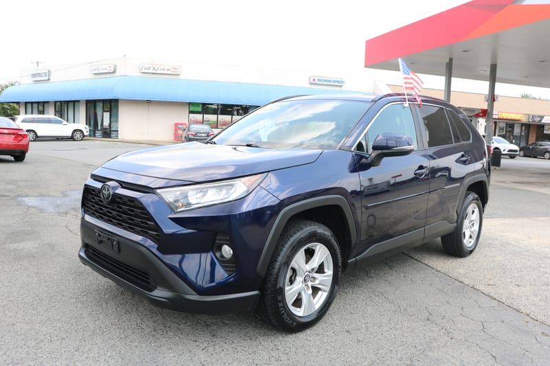 2020 TOYOTA RAV4 XLE - TOY110365