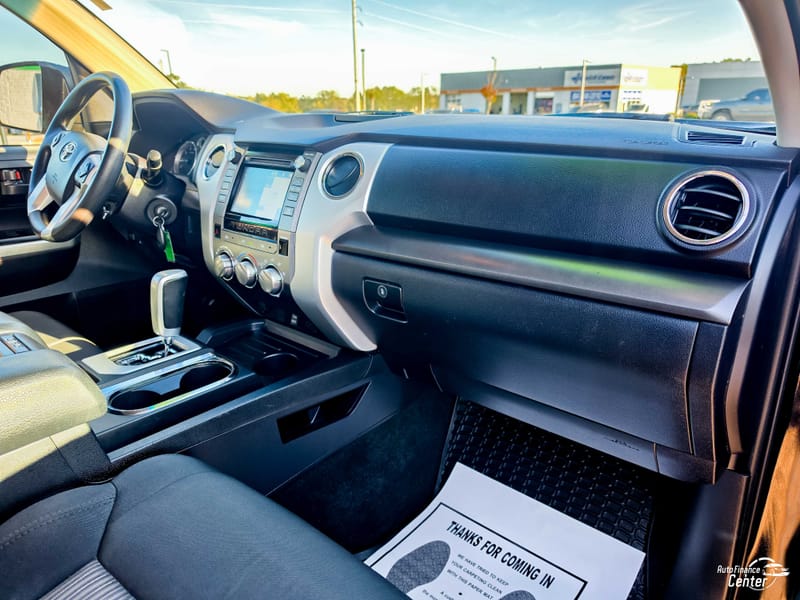 2017 TOYOTA TUNDRA SR5 - TOY112123