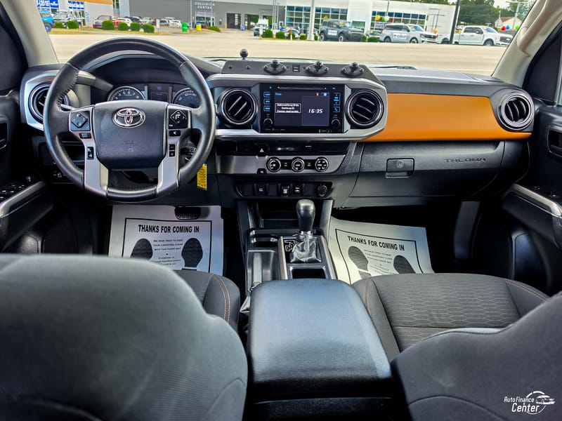 2019 TOYOTA TACOMA SR5 - TOY112973B