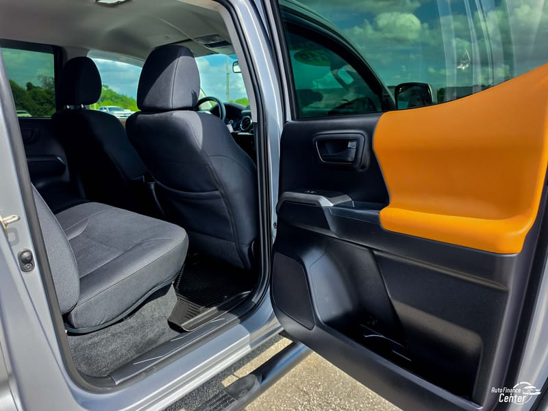 2019 TOYOTA TACOMA SR5 - TOY112973B