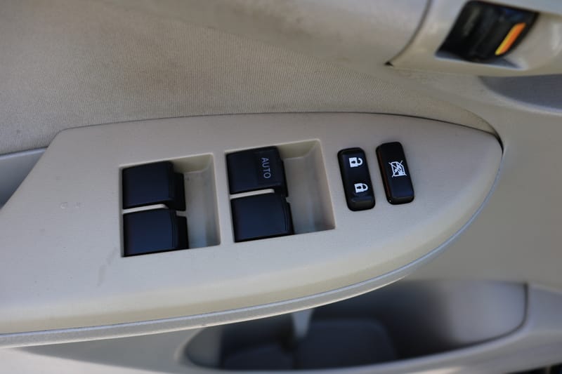 2009 TOYOTA COROLLA BASE - TOY116534B