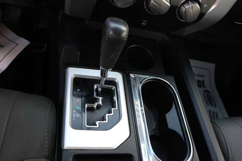 2017 TOYOTA TUNDRA SR5 4.6L - TOY117880C