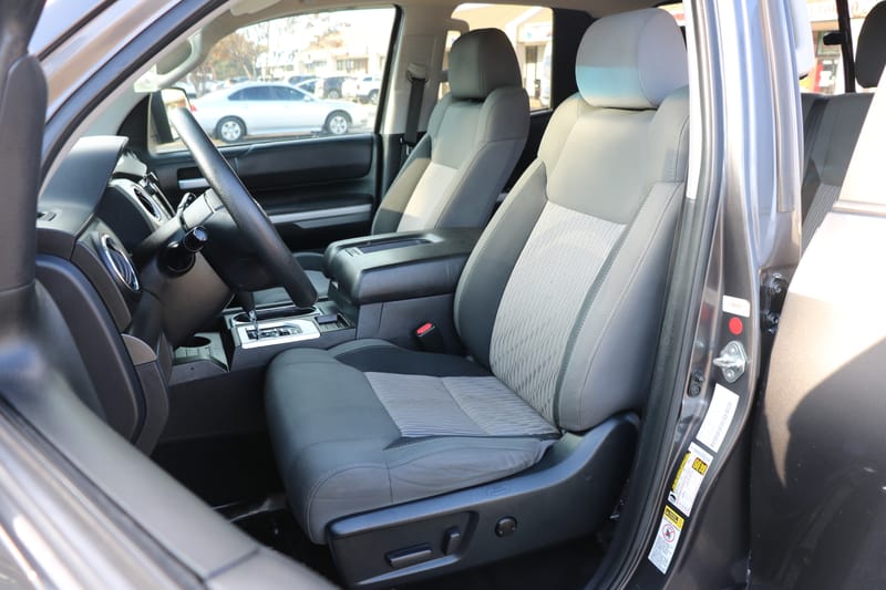 2017 TOYOTA TUNDRA SR5 4.6L - TOY117880C