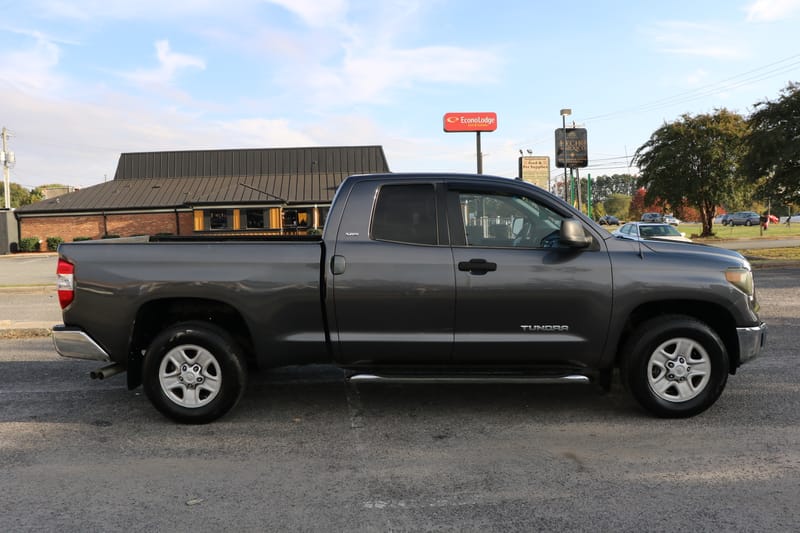 2017 TOYOTA TUNDRA SR5 4.6L - TOY117880C