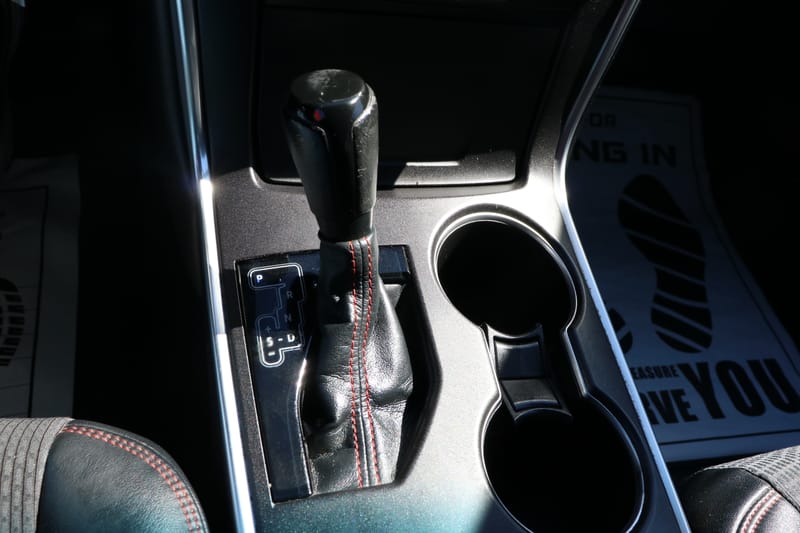 2016 TOYOTA CAMRY SE - TOY123747B