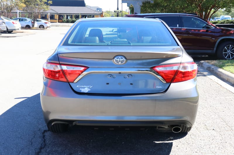 2016 TOYOTA CAMRY SE - TOY123747B