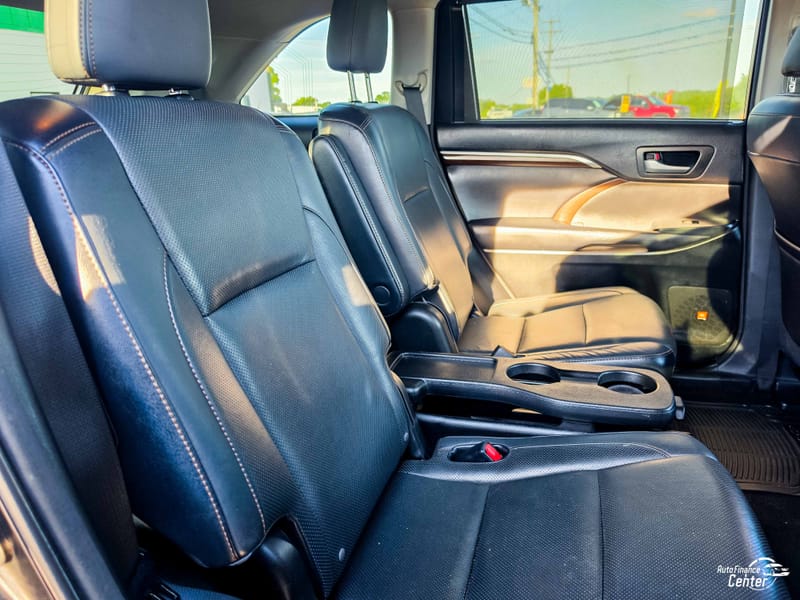 2016 TOYOTA HIGHLANDER LIMITED - TOY126488C