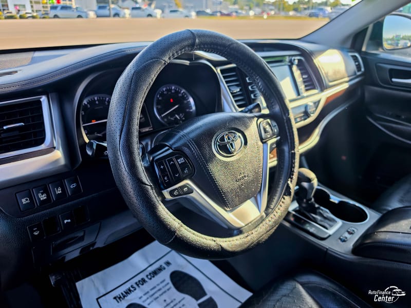2016 TOYOTA HIGHLANDER LIMITED - TOY126488C