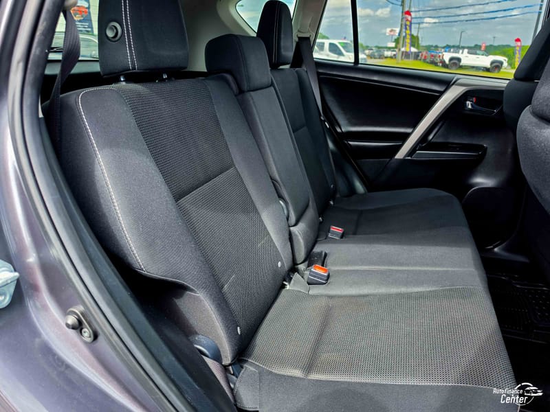 2017 TOYOTA RAV4 XLE - TOY127110