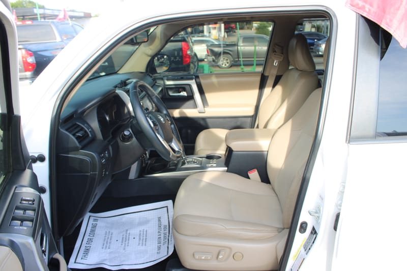 2016 TOYOTA 4RUNNER - TOY127764B