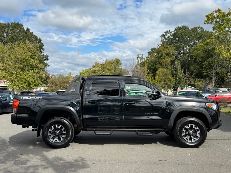 2018 TOYOTA TACOMA TRD OFF-ROAD - TOY133350B