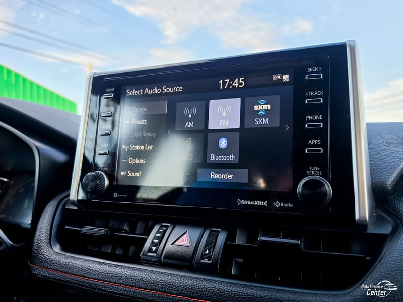 2020 TOYOTA RAV4 ADVT - TOY136293