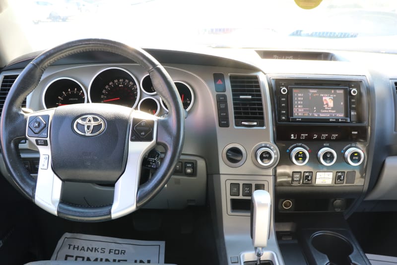 2016 TOYOTA SEQUOIA LIMITED - TOY137900B