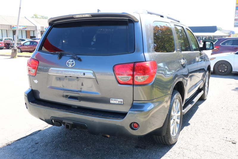 2016 TOYOTA SEQUOIA LIMITED - TOY137900B