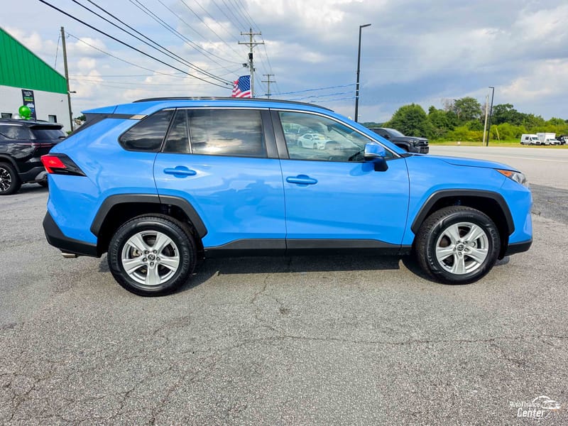 2021 TOYOTA RAV4 XLE - TOY138263