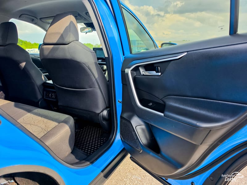 2021 TOYOTA RAV4 XLE - TOY138263