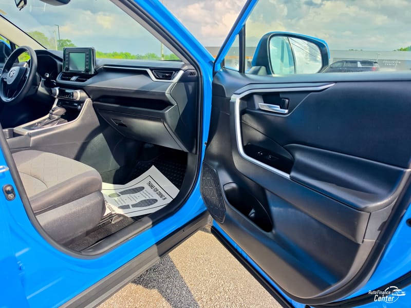 2021 TOYOTA RAV4 XLE - TOY138263