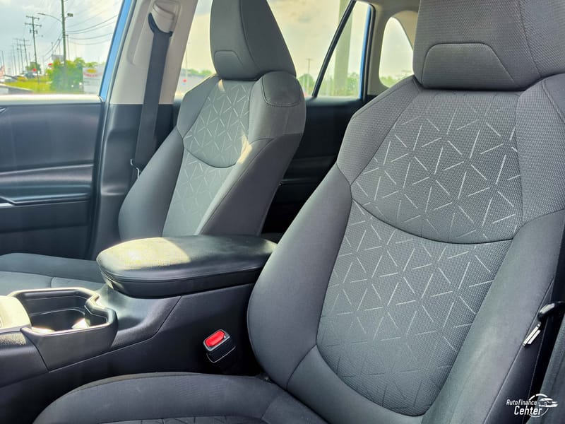 2021 TOYOTA RAV4 XLE - TOY138263