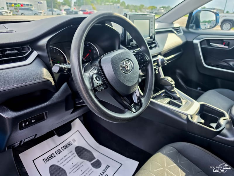 2021 TOYOTA RAV4 XLE - TOY138263