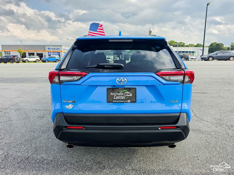 2021 TOYOTA RAV4 XLE - TOY138263