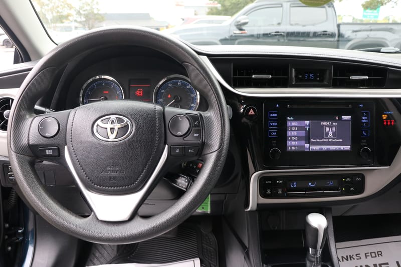2019 TOYOTA COROLLA LE - TOY142911B
