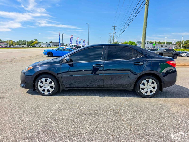 2019 TOYOTA COROLLA LE - TOY142911B