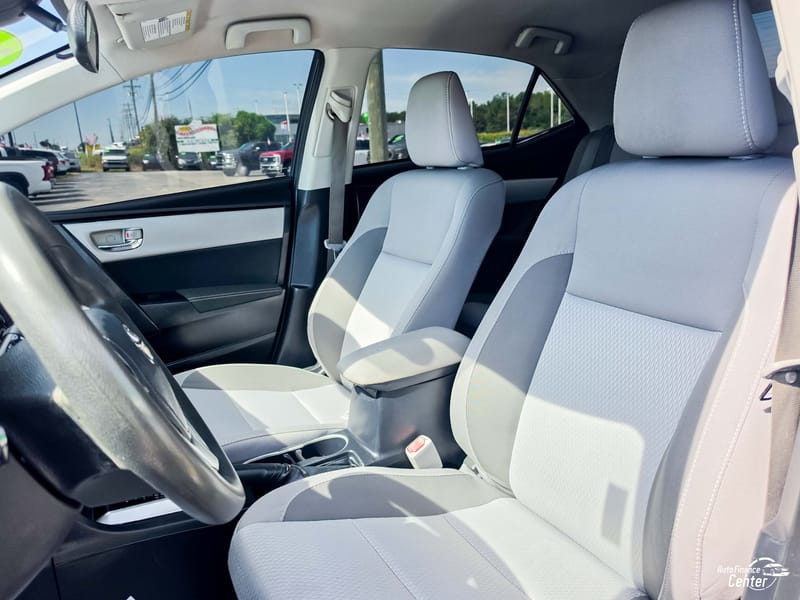 2019 TOYOTA COROLLA LE - TOY142911B