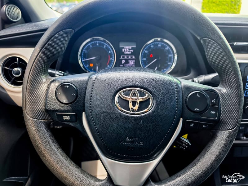 2019 TOYOTA COROLLA LE - TOY142911B