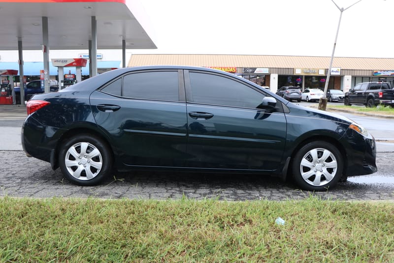 2019 TOYOTA COROLLA LE - TOY142911B