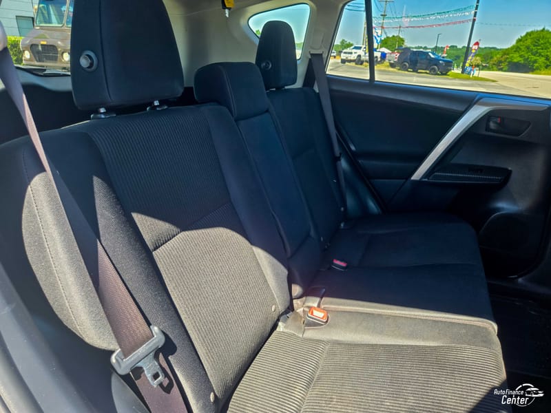 2015 TOYOTA RAV4 LE - TOY145650