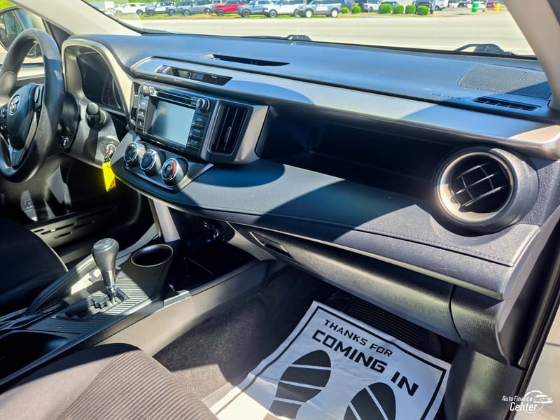 2015 TOYOTA RAV4 LE - TOY145650