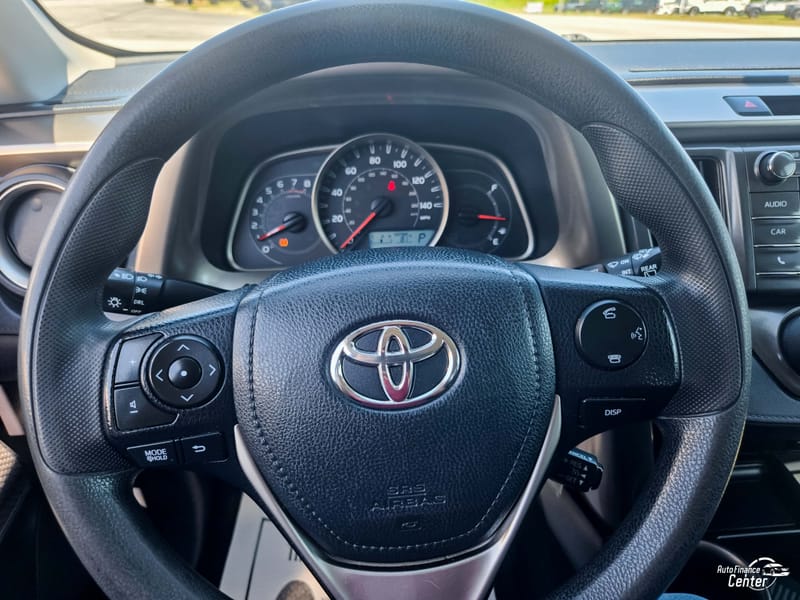 2015 TOYOTA RAV4 LE - TOY145650