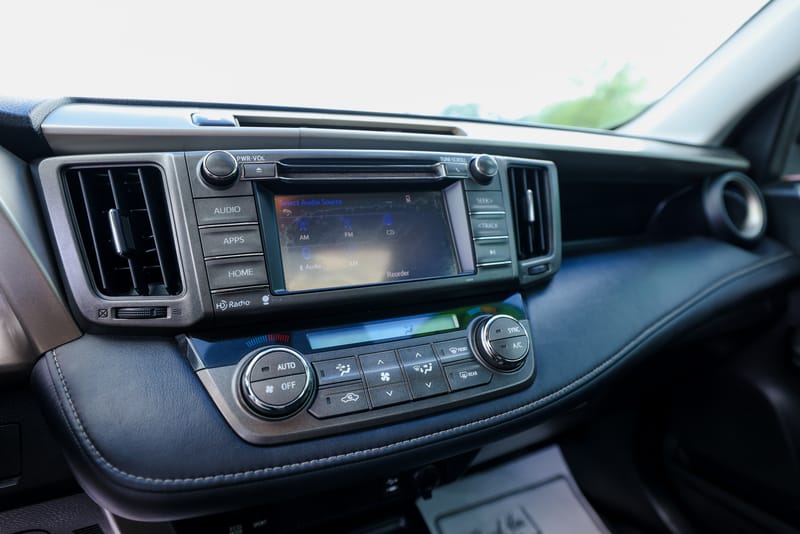 2015 TOYOTA RAV4 XLE - TOY147612