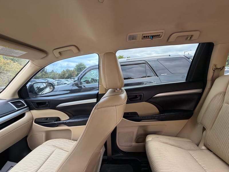 2016 TOYOTA HIGHLANDER LE PLUS - TOY148982