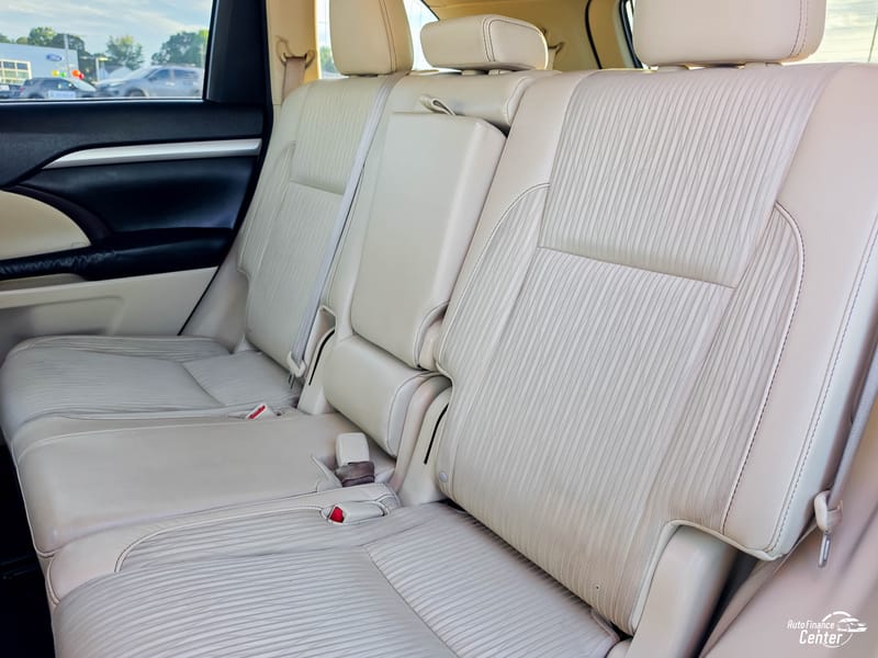 2016 TOYOTA HIGHLANDER LE PLUS - TOY148982