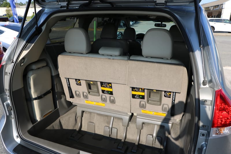 2011 TOYOTA SIENNA XLE - TOY157602