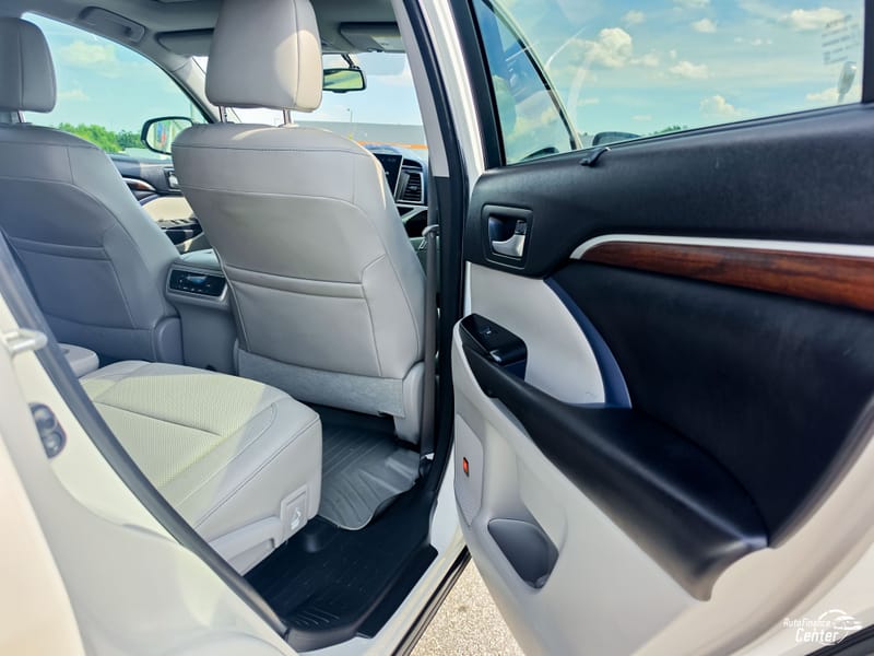 2016 TOYOTA HIGHLANDER LIMITED - TOY157772